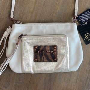 NWT, B makowsky cross body
